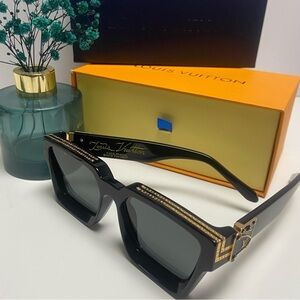 Louis Vuitton Black Sunglasses